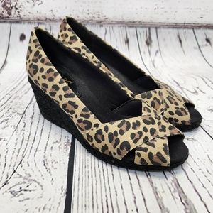 Chaps Cheetah‎ Print Peeptoe Wedge Size 8